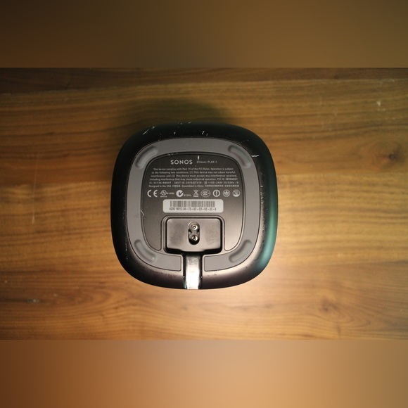 Sonia PLAY:1 Compact Wireless Smart Speaker - Picture 4 of 4